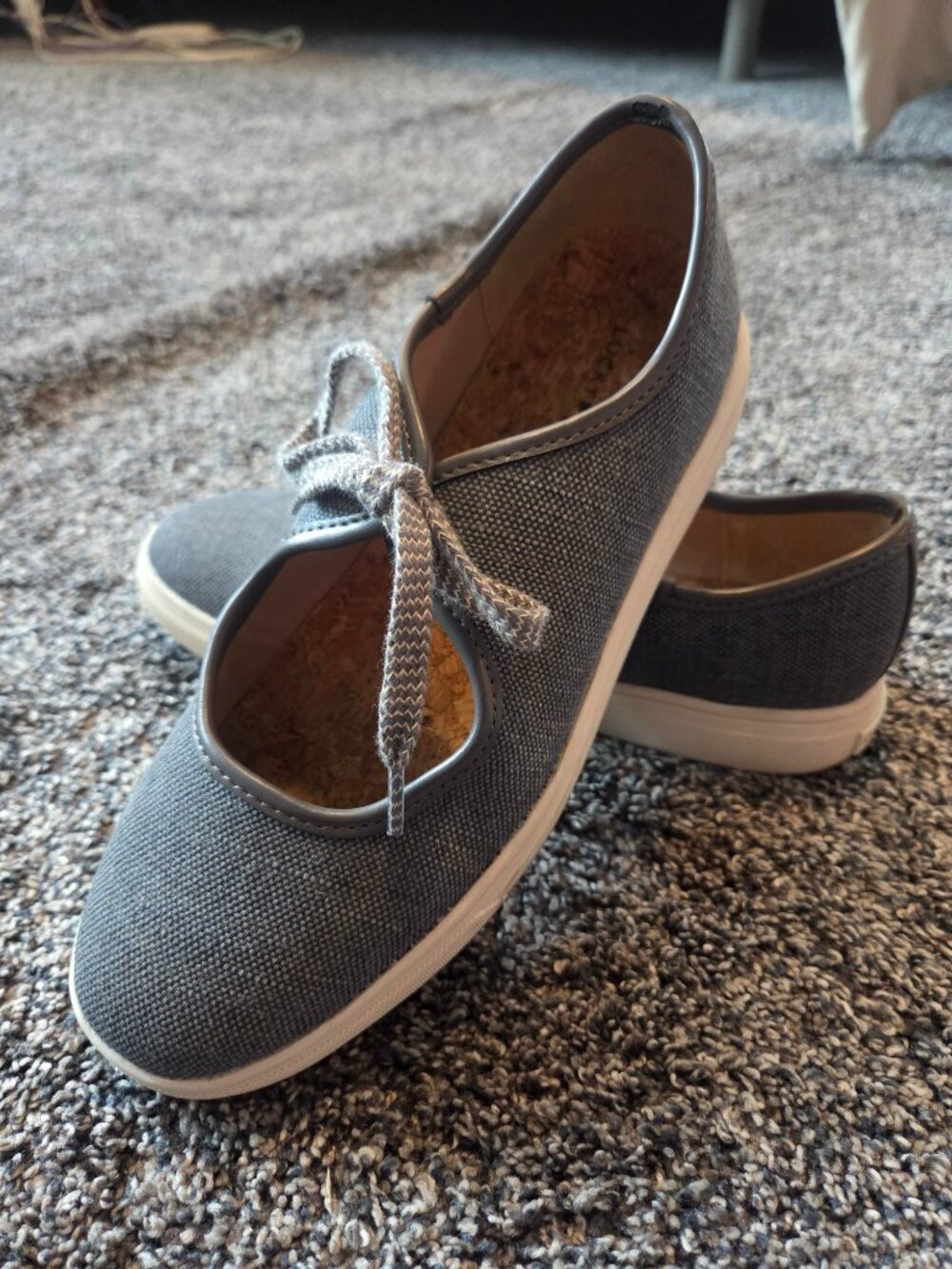 Lucky Brand Women's Lisia Cutout Tie Fabric Sneakers Grey 8.5